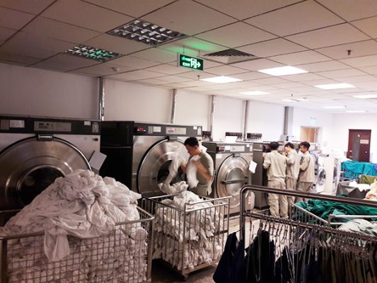  Hình ảnh: Các loại máy móc chính trong hệ thống giặt sấy.